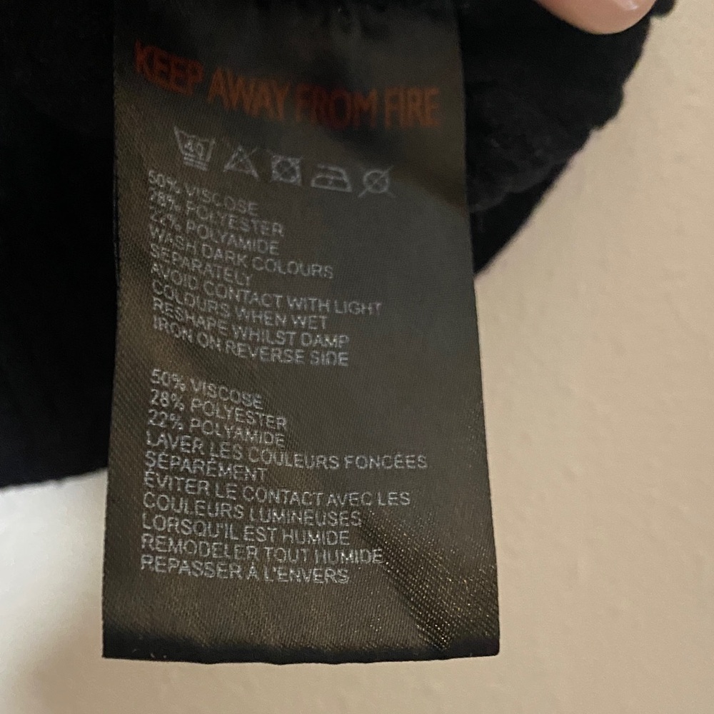 Urban Outfitters Black Long Sleeve Top - Picture 3 of 7